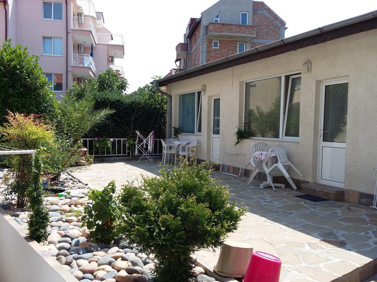 Guest House Dimovi سوزوبول المظهر الخارجي الصورة